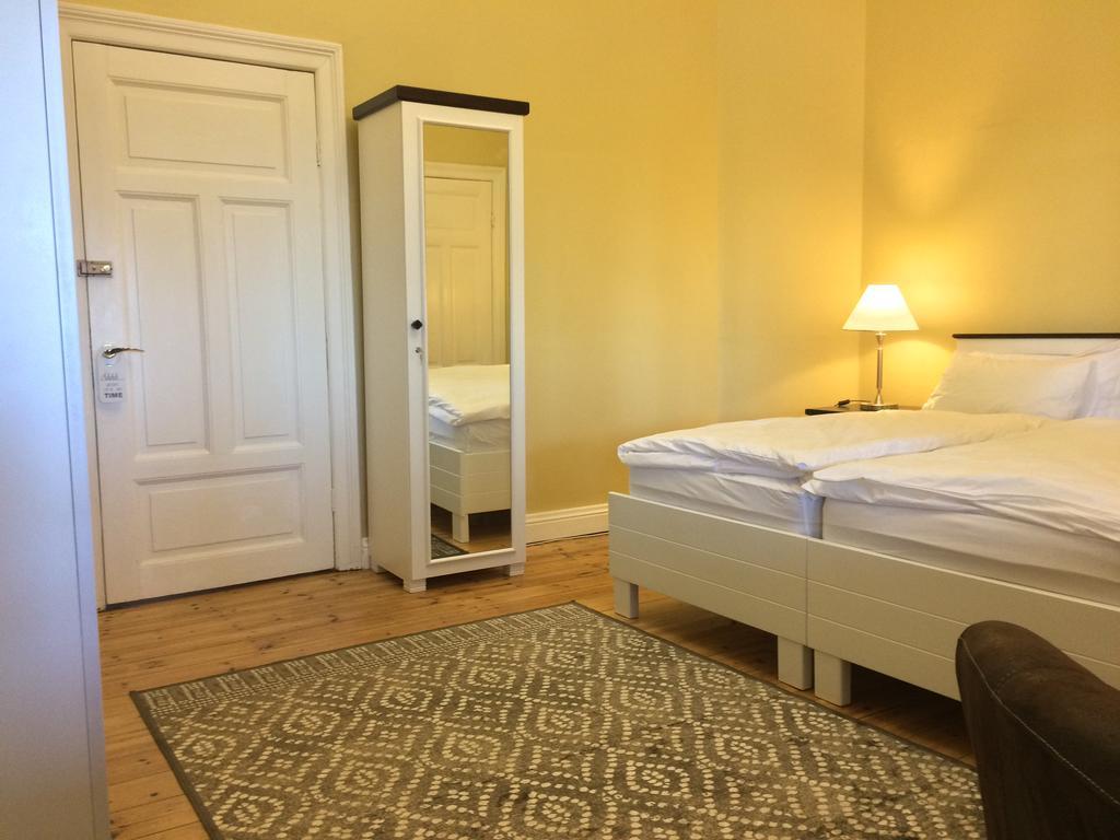 Alte Villa Boutique Hotel Lüderitz Extérieur photo